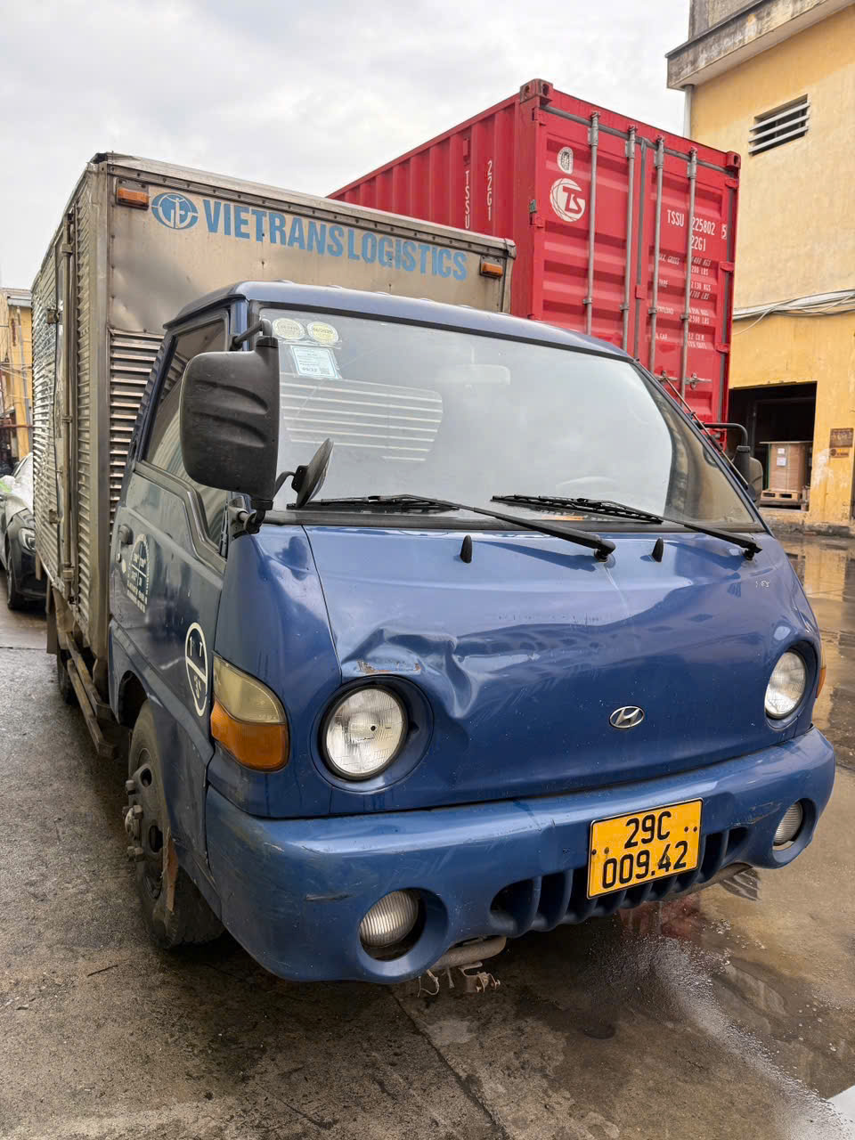 Ảnh đầu xe tải